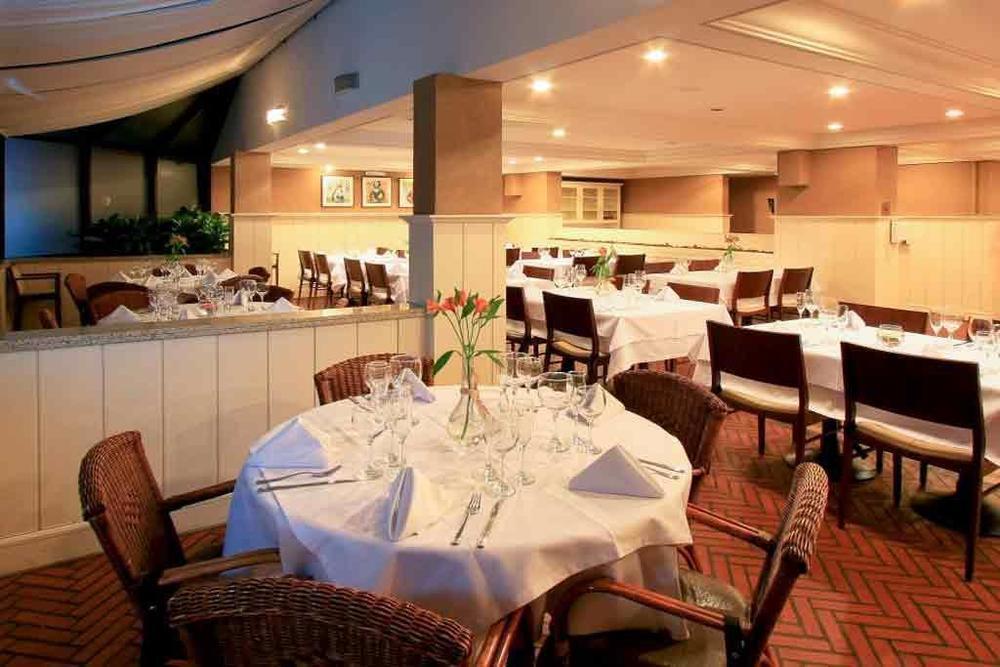 Mercure Curitiba Centro Ресторан фото